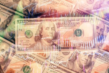 Forx grafiğinin çok sayıda görüntüsü bize dolar banknotları arka planında görünüyor. Finansal başarı piyasası kavramı.