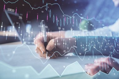 Ön x çizelgesinin arka plan notları alan insanların üzerini çizerken çift pozlama. Mali analiz kavramı