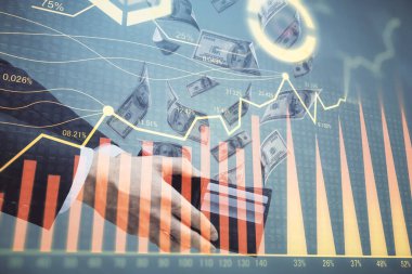 Finansal grafiğe çoklu pozlama hologram, Amerikan dolarları ve insan eli. Analiz kavramı.