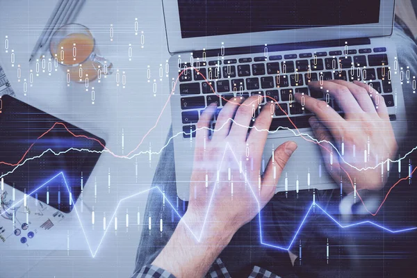 Dizüstü bilgisayar klavyesini ve ön x çizim hologramını yazarken çift pozlama. Üst Manzara. Finans piyasası kavramı. — Stok fotoğraf
