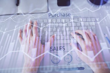 Dizüstü bilgisayar klavyesini ve ön x çizim hologramını yazarken çift pozlama. Üst Manzara. Finans piyasası kavramı.