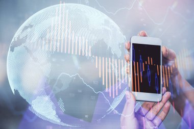 Ön x grafik çizimine çift pozlama hologram ve cep telefonu kullanan bir kadın. Borsa konsepti.