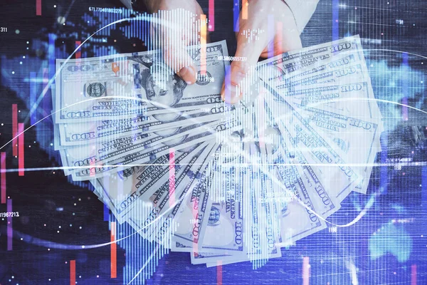 Multi esposizione del tema finanziario disegno ologramma e dollari USA banconote e mani uomo. Concetto aziendale. — Foto Stock