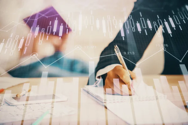 Doble exposición del dibujo gráfico de divisas sobre las personas que toman notas de fondo. Concepto de análisis financiero — Foto de Stock