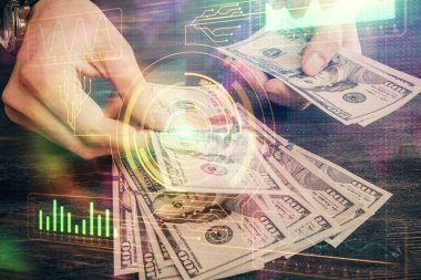 Teknolojinin iki katına çıkması hologram, dolar banknotları ve insan eli. Veri kavramı