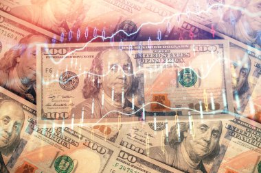 Forx grafiğinin çok sayıda görüntüsü bize dolar banknotları arka planında görünüyor. Finansal başarı piyasası kavramı.