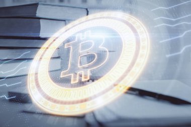 Masa arkasında kahve ve eşyalar olan kripto teknolojisi çizimi ve masaüstüne çifte maruz kalma. Engelleme zinciri kavramı