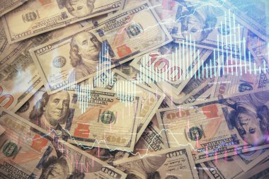 Forx grafiğinin çok sayıda görüntüsü bize dolar banknotları arka planında görünüyor. Finansal başarı piyasası kavramı.