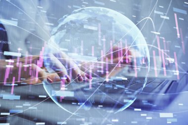 Bilgisayarda ve finansal grafik hologramında yazı yazan kadın ellerine çoklu maruz kalma. Borsa analizi kavramı.