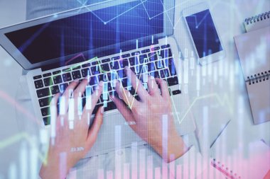 Bilgisayar ve ön x çizim hologramı üzerinde çalışan kadın elleri çift pozlama. Üst Manzara. Mali analiz kavramı.