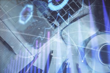 Bilgisayarla arka plan üzerine iki kat mali şema çizimi. Araştırma ve analiz kavramı. Üst görünüm.