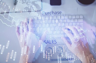 Dizüstü bilgisayar klavyesini ve ön x çizim hologramını yazarken çift pozlama. Üst Manzara. Finans piyasası kavramı.