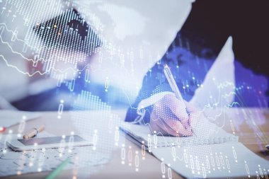 Ön x çizelgesinin arka plan notları alan insanların üzerini çizerken çift pozlama. Mali analiz kavramı