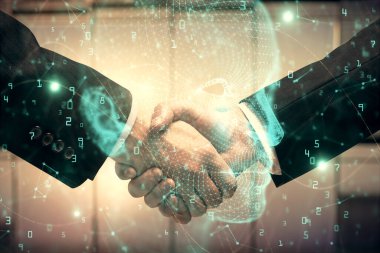 Beyin hologramının iki katına çıkması ve iki adamın el sıkışması. Bilişim endüstrisi konseptinde ortaklık.