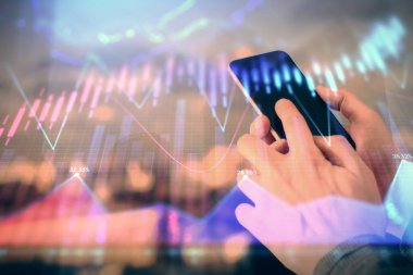 Bir adamın elini tutarken ve dijital bir cihaz ve ön grafik çizimi kullanırken çift pozlama. Finansal piyasa kavramı.