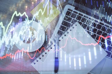 Bilgisayarla ön plan arkaplanını çizerken çift pozlama. Finansal araştırma ve analiz kavramı. Üst görünüm.