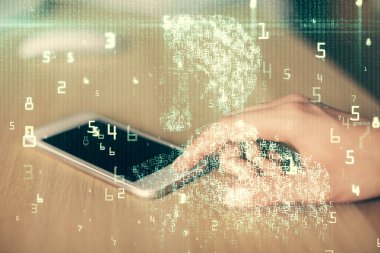 Teknolojiye çifte maruz kalma, hologram çizimi ve cep telefonu kullanan bir kadın. Ai kavramı