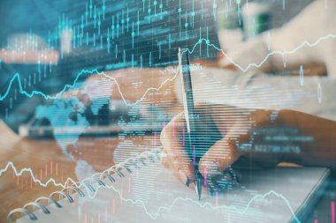 Ön x çizelgesinin arka plan notları alan insanların üzerini çizerken çift pozlama. Mali analiz kavramı