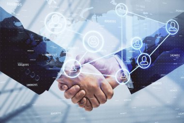 İki kişinin sosyal ağ temalı hologramı ve el sıkışması.