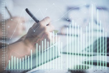 Ön x grafiğinin arka plan notları alan insanların üzerini çizerken çift pozlama. Mali analiz kavramı