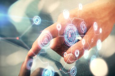 Erkeklerin el ele tutuşmaları ve dijital bir cihaz ve veri temalı çizimler kullanmaları. Yenilik kavramı.