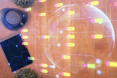 Çalışma masasının üzerine teknoloji teması çizimi çifte pozlama. Üst Manzara. Küresel veri analiz kavramı.