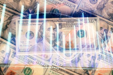 Forx grafiğinin çok sayıda görüntüsü bize dolar banknotları arka planında görünüyor. Finansal başarı piyasası kavramı.