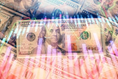 Forx grafiğinin çok sayıda görüntüsü bize dolar banknotları arka planında görünüyor. Finansal başarı piyasası kavramı.
