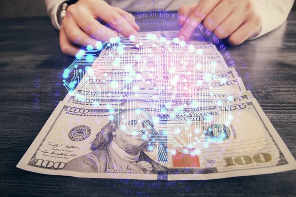 Multiexponering Hjärnritning Hologram Och Oss Dollarsedlar Och Människohänder Invest Konceptet — Stockfoto