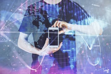 Adamın elini tutarken ve telefon kullanırken ve uluslararası iş teması çizerken çift pozlama.