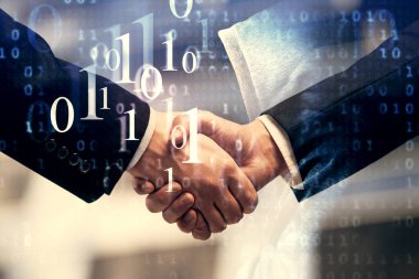 İki kişinin veri temalı hologramı ve el sıkışması. Bilişim endüstrisi konseptinde ortaklık.