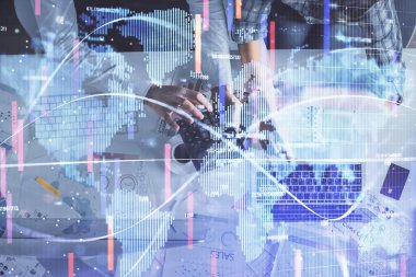 Kadın ve erkeğin birlikte çalışması ve iş temalı hologram çizimi. Bilgisayar arkaplanı. Üst Görünüm.