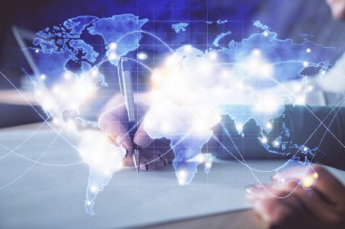 İşletme temasının arka planda not tutanların üzerine çizilmesi. Finans dünyası kavramı
