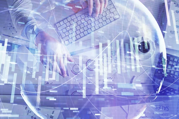 컴퓨터 키보드와 비즈니스 홀로그램 그림을 사람의 타이핑하는 노출되었습니다 위에서 시장의 — 스톡 사진