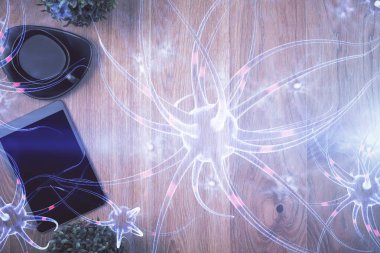 Masanın üzerinde telefonla nöron çizimi yaparken çifte maruz kalma. Üst Manzara. Bilim eğitimi kavramı.