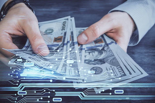 Multiexponering av teknik som ritar hologram och oss dollarsedlar och människohänder. Datakoncept — Stockfoto