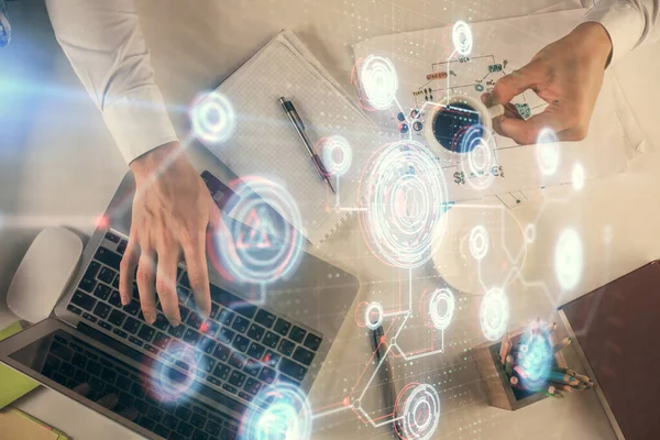 Doble Exposición Las Manos Del Hombre Escribiendo Sobre Teclado Computadora —  Fotos de Stock