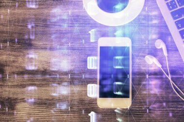 Çalışma masasının üzerine teknoloji teması çizimi çifte pozlama. Üst Manzara. Küresel veri analiz kavramı.