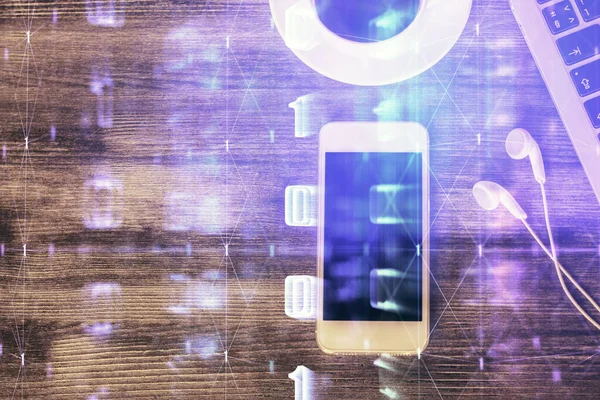 Çalışma masasının üzerine teknoloji teması çizimi çifte pozlama. Üst Manzara. Küresel veri analiz kavramı.