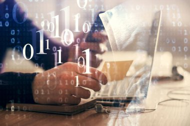 Dijital bir cihaz ve veri temalı çizim kullanan bir adamın el ele tutuşması. Yenilik kavramı.