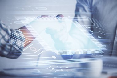 İki kişinin veri temalı hologramı ve el sıkışması. Bilişim endüstrisi konseptinde ortaklık.