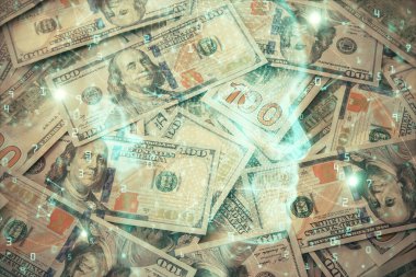Beynimizin dolar banknotlarının arka planına iki kez çekilmesi. Teknoloji konsepti.