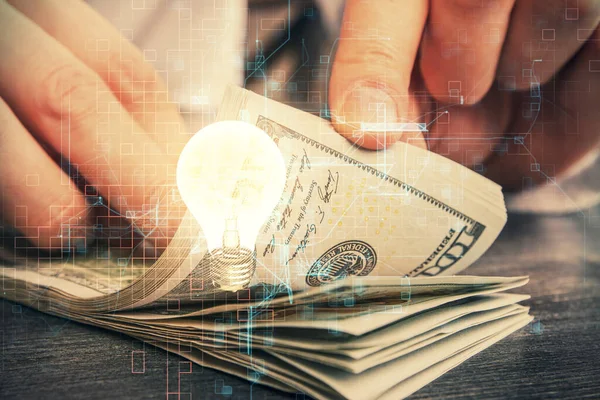 Ampulün Hologram Çizimi Amerikan Doları Banknotları Insan Eli Fikri Konsepti — Stok fotoğraf