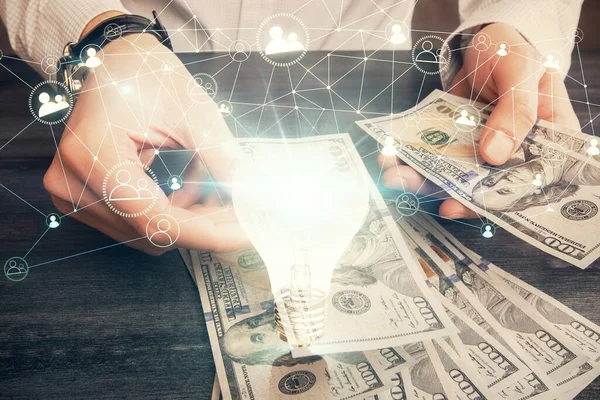 Multi Exponering Glödlampa Rita Hologram Och Usa Dollar Räkningar Och — Stockfoto