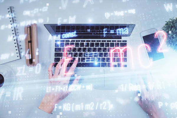 Dubbele Blootstelling Van Vrouw Handen Werken Computer Formule Hologram Tekening — Stockfoto