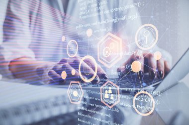 Bilgisayar ve veri temalı hologram çizimlerinde çalışan kadın elleri çift pozlama. Teknoloji kavramı.