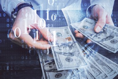 Teknolojinin iki katına çıkması hologram, dolar banknotları ve insan eli. Veri kavramı