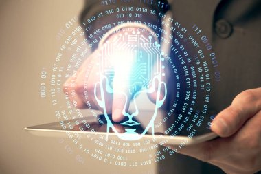 Bir adamın elini tutarken ve dijital bir cihaz ve beyin hologramı çizerken çift pozlama. Veri kavramı.