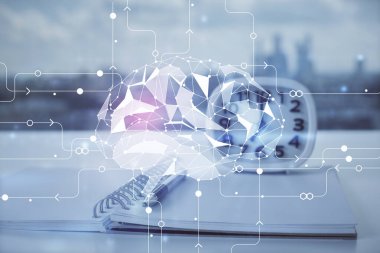 Beyin çizimlerine ve açık defter geçmişi olan masalara çoklu maruz kalma. Yapay zeka kavramı