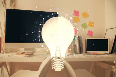 Ampul ve ofis içi arka planının iki katı. Fikir kavramı.